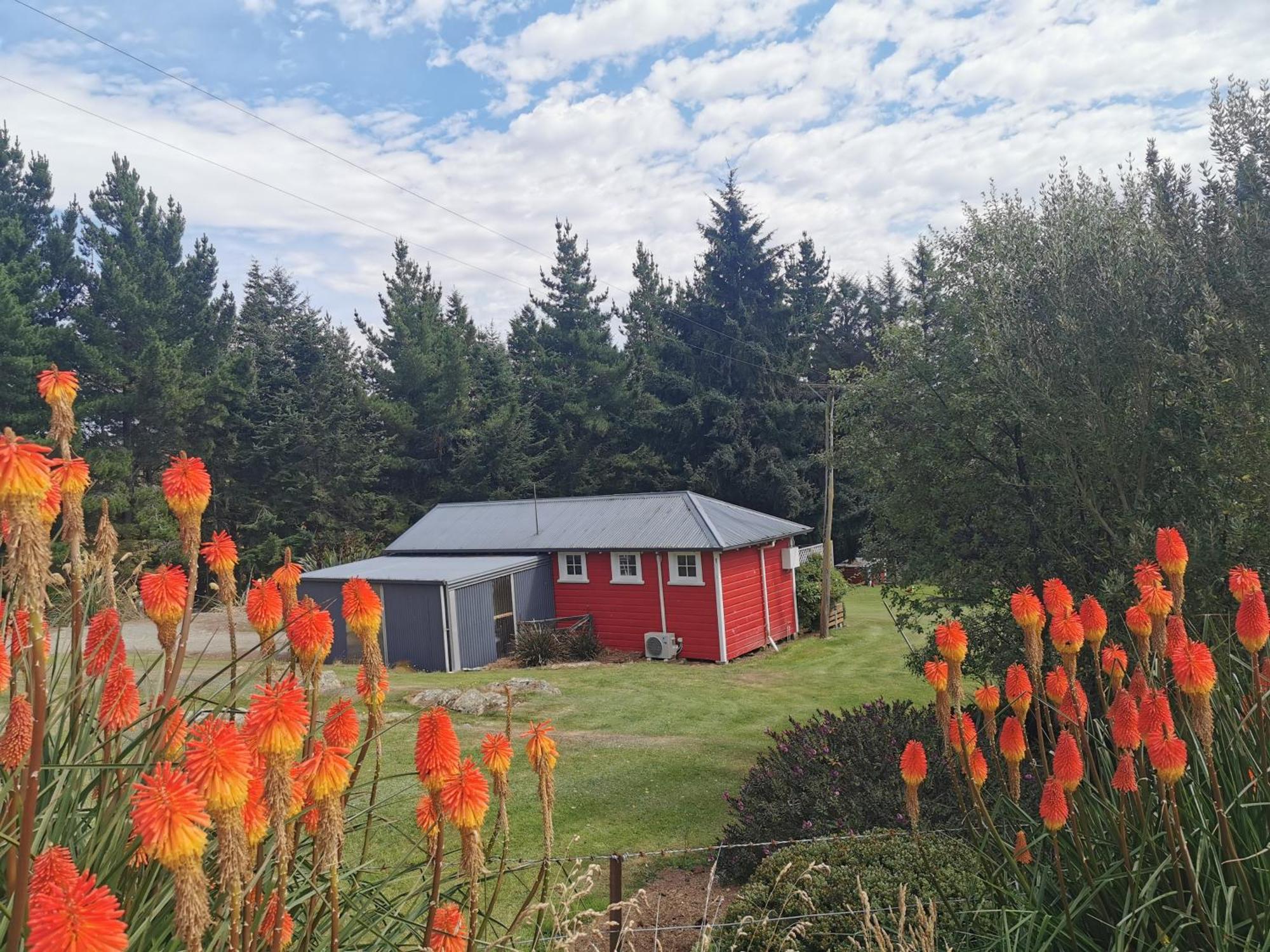 Little Red School House Villa Oamaru Exterior photo